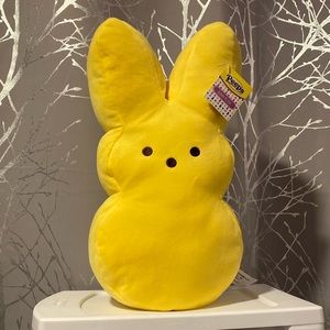 BNWT Peeps Yellow Easter Bunny 15 inch Plush